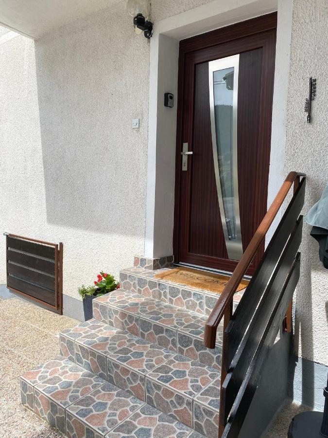 Apartment Loyd, Tolmin - Most na Soči Exterior foto